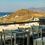 Kavuras Village & 4* Agios Prokopios (Naxos)