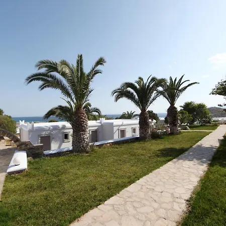 Kavuras Village & 4* Agios Prokopios (Naxos)