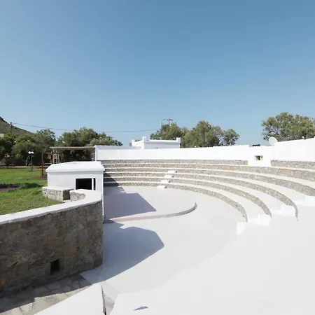 Kavuras Village 4* Agios Prokopios (Naxos)
