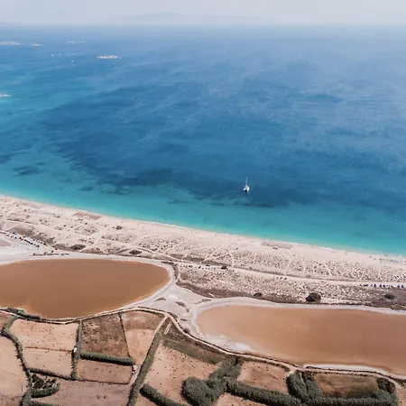 Kavuras Village & Agios Prokopios (Naxos)