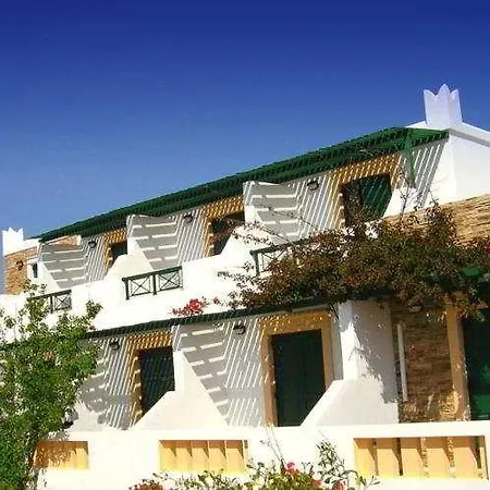 Kavuras Village & Agios Prokopios (Naxos)
