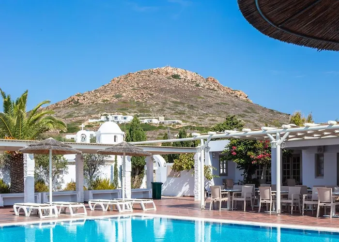 Kavuras Village & Agios Prokopios (Naxos)